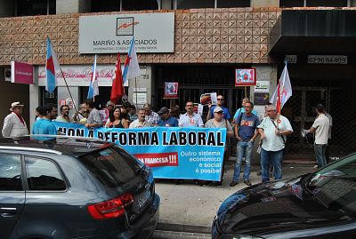 16-06-28 ConcentracionconsuladoFranciaACorunha07.JPG